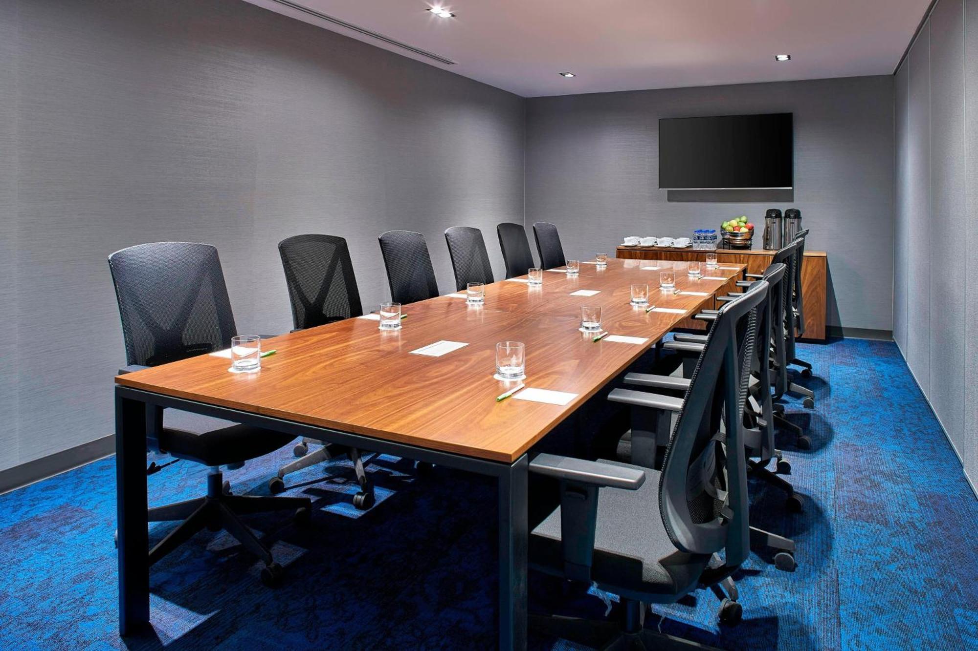 Courtyard By Marriott Mexico City Toreo Bagian luar foto