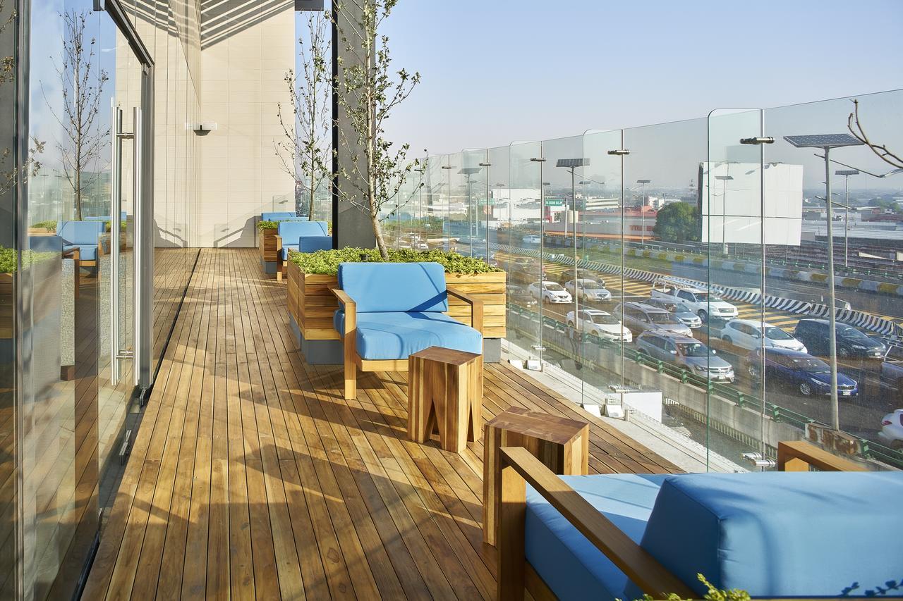 Courtyard By Marriott Mexico City Toreo Bagian luar foto